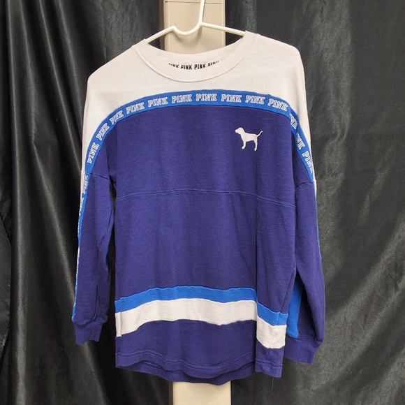 Victoria's Secret Pink Long Sleeve Tee - Picture 1 of 10